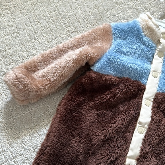 Lucky Brand Fuzzy Onesie - Picture 4 of 8